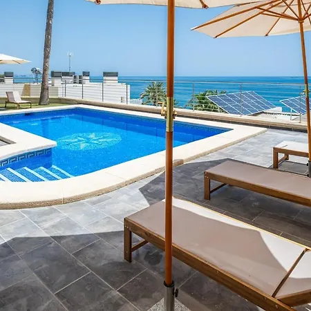 Διαμέρισμα Jade Oceanfront & Terrace