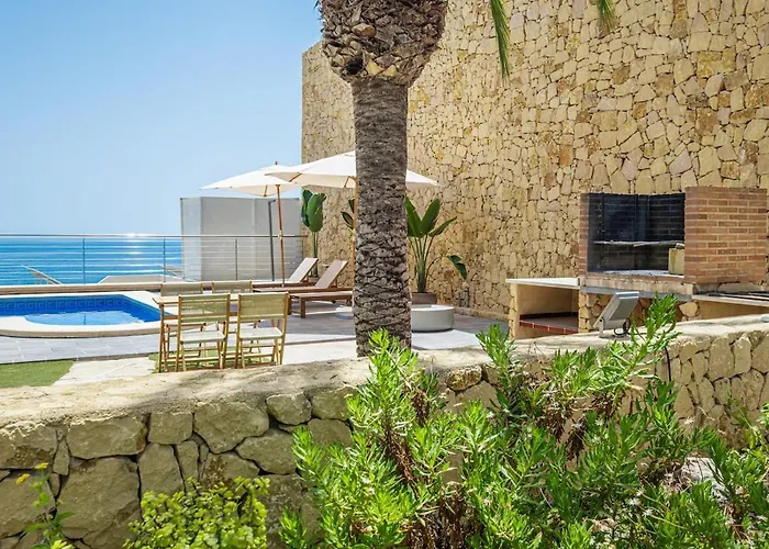 Jade Oceanfront & Terrace *