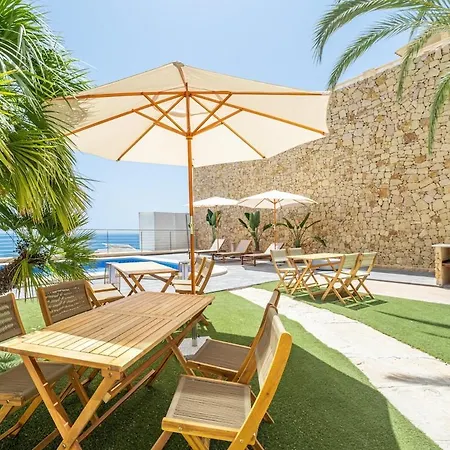 شقة Jade Oceanfront & Terrace